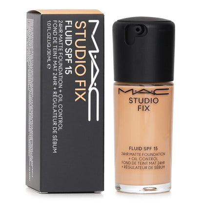 MAC Studio Fix Fluid Foundation SPF 15 - # NC18 30ml/1oz